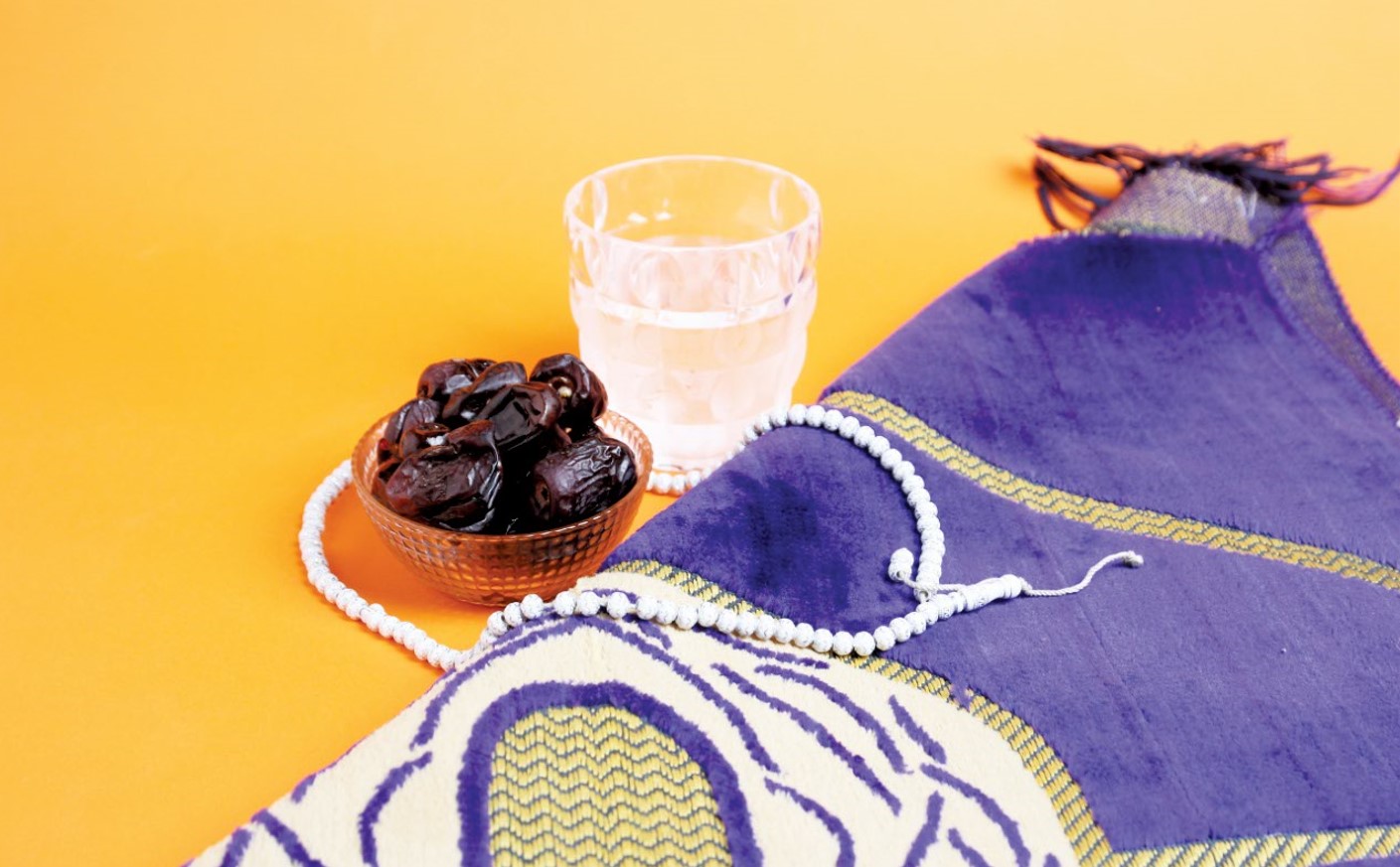 Gulf Weekly Observing Ramadan