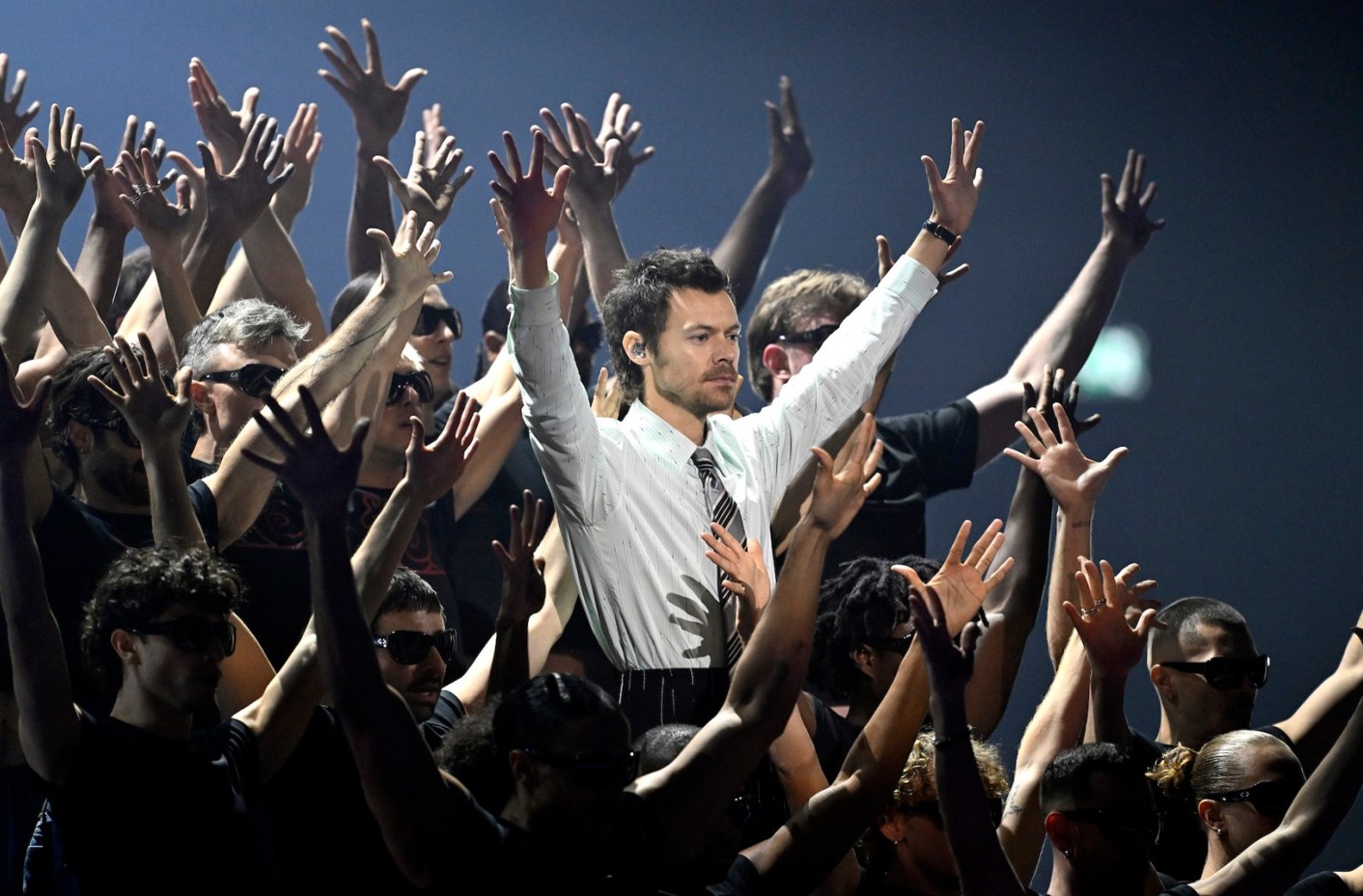 Gulf Weekly Techno tunes