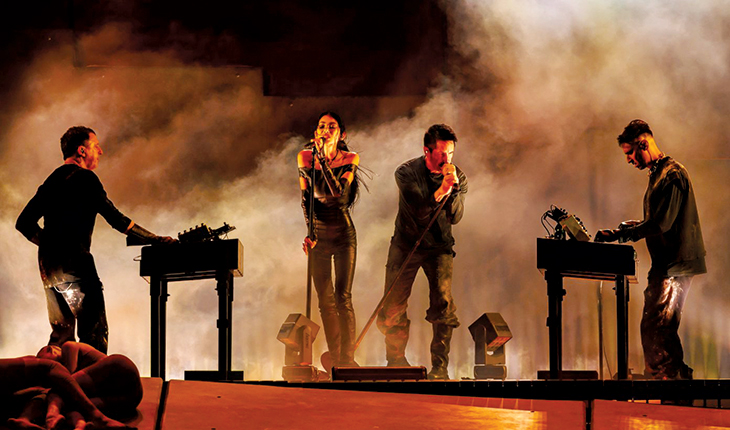 Pop, sparkle and buzz electric