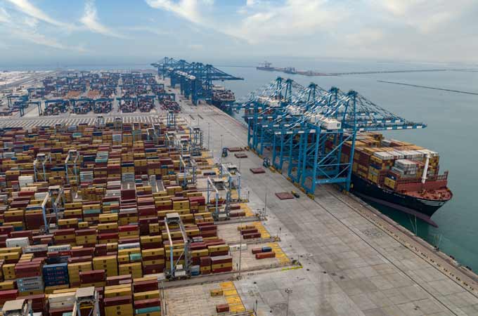 AD Ports launches logistics services between Khalifa Port and Iraq's Umm Qasr