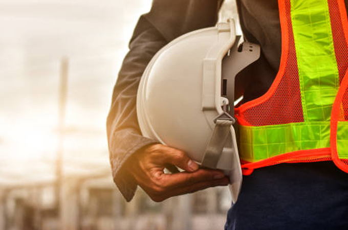 24pc drop in thriving employees across Mideast energy sector, Marsh study finds