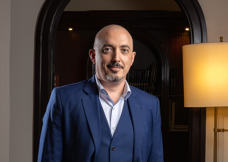 Valor appoints Decaix as Cluster GM