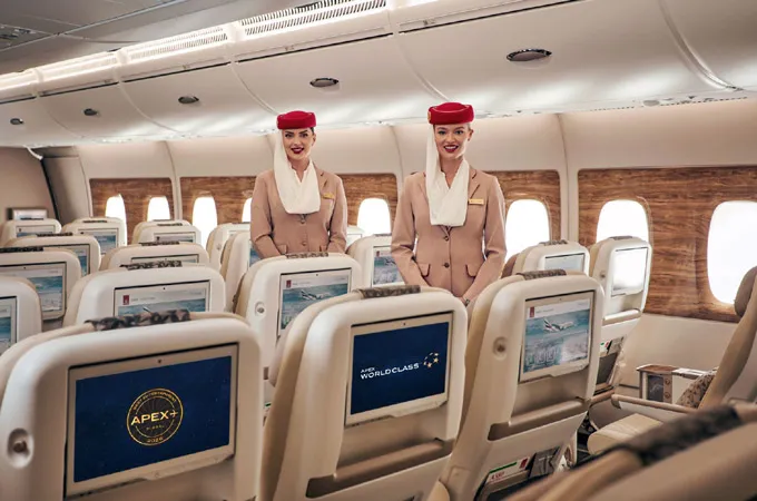 Emirates takes home 2 global accolades at APEX awards