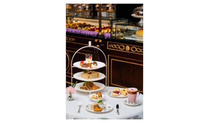 Tea time: Scones, sandwiches and delicious drinks at the Ritz Gourmet Lounge 
