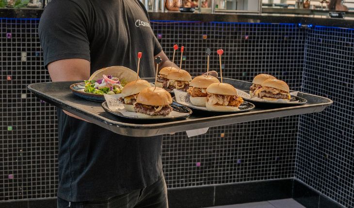 MAINS: Sliders galore