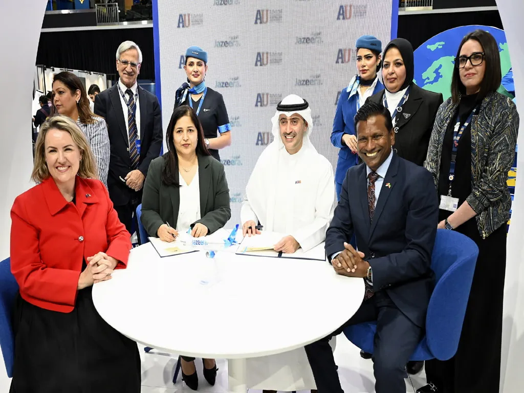 Jazeera Airways, AU sign MoU to advance academic–industry collaboration 