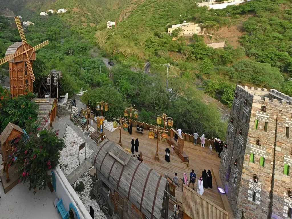 Aseer attracts 2.9m tourists in first half of 2025