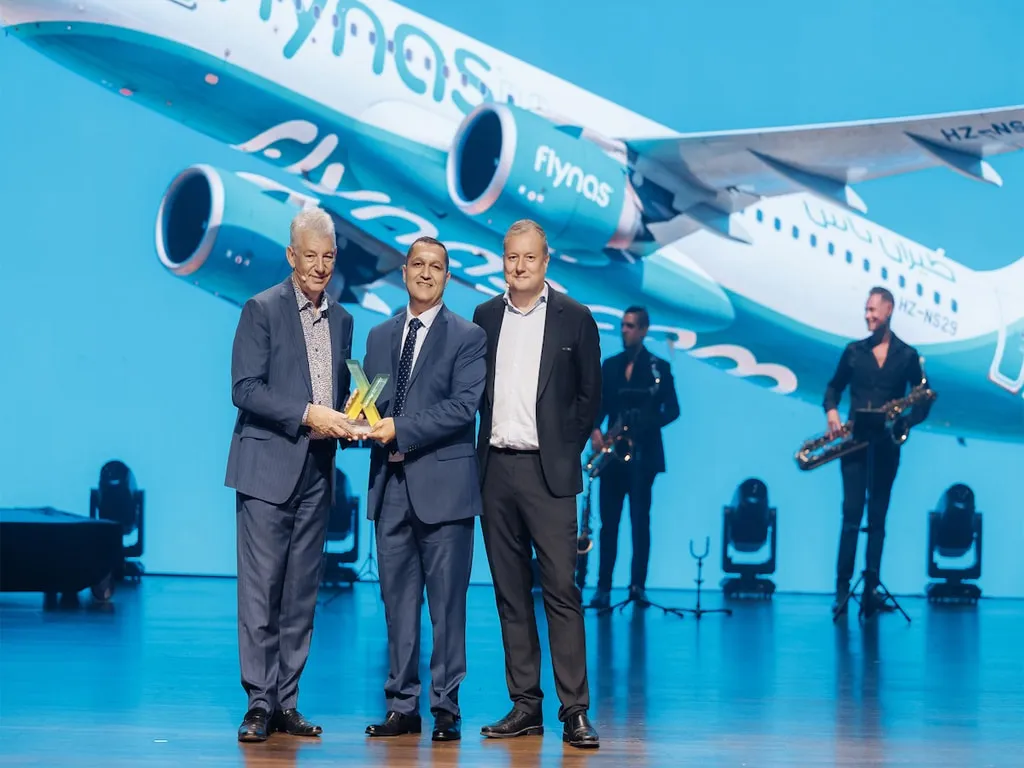 flynas wins Operational Excellence Award at DXB