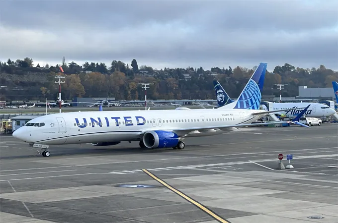 DAE completes delivery of 10 Boeing 737-9 aircraft to United Airlines