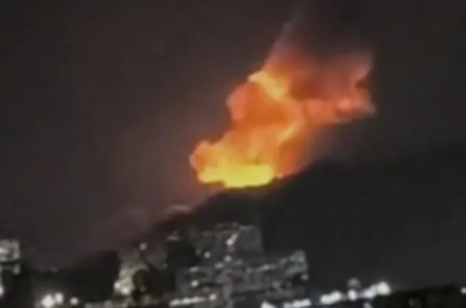 Explosions rock Venezuela capital amid row with US