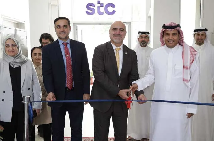 stc teams up with University of Bahrain to launch revamped lecture hall 