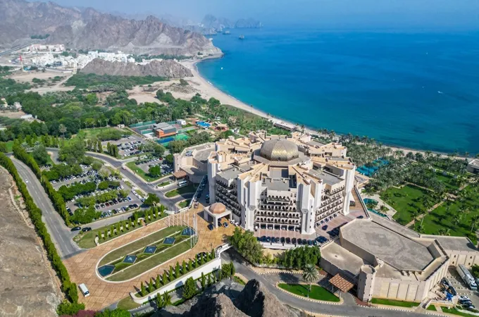 Oman issues new Executive Regulation for Tourism Law