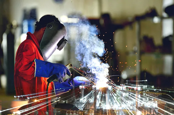 Alvarez & Marsal unveils roadmap to fast-track GCC industrial localisation