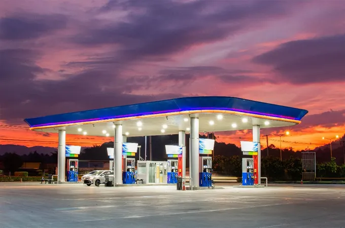 Oman to enforce new fuel station rules from May 6