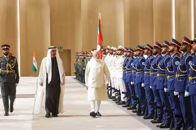  India, UAE sign strategic defence, energy, shipping deals