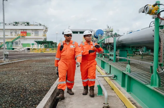 Eni secures long-term Indonesia LNG agreements