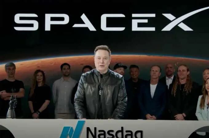 Elon Musk becomes first trillionaire as SpaceX shares begin trading 