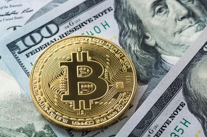 Dollar near weekly lows amid mixed performance in cryptocurrencies