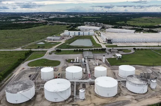 US oil reserve hits 1983 low