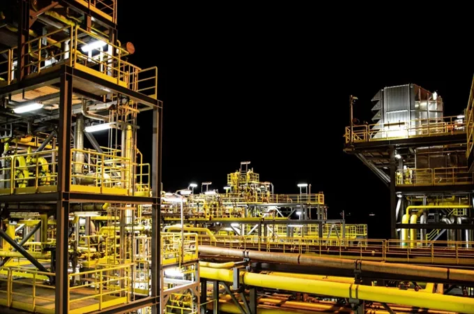 EnI, bp back major Angola offshore project