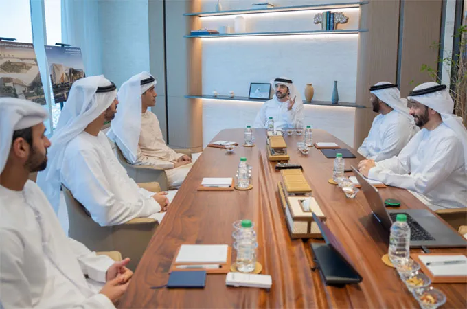 Dubai approves falcon market, Creek lighting project  