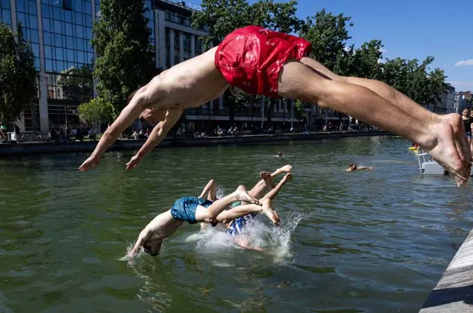 Europe on high alert as extreme heat kills 74 in France, Germany sizzles