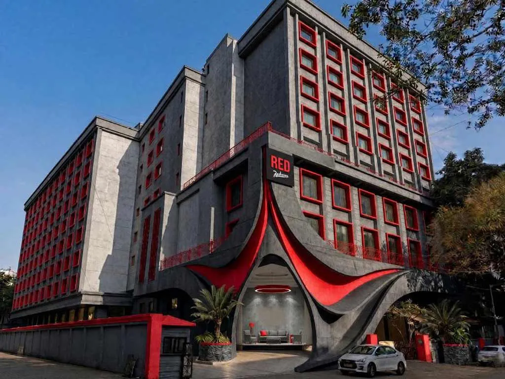 Radisson Hotel Group signs/opens 160 hotels in H1