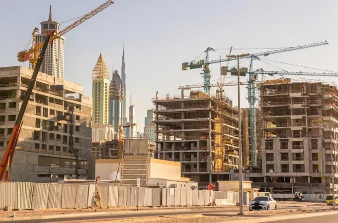 Gulf construction stays resilient as conflict weighs on real estate: report
