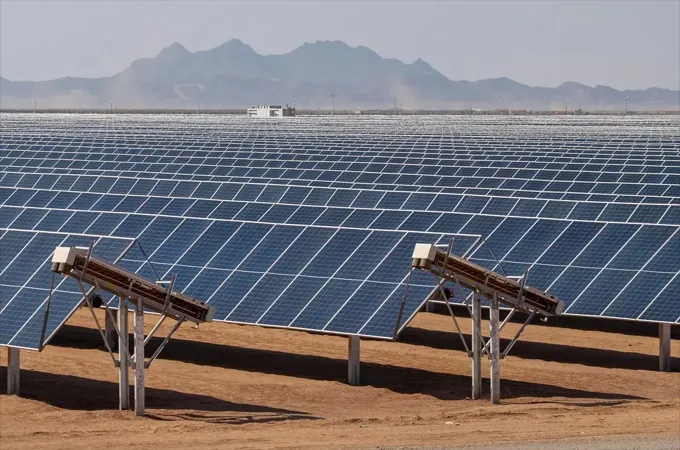 1,100 MW Al Henakiyah solar project boosts Saudi clean energy capacity