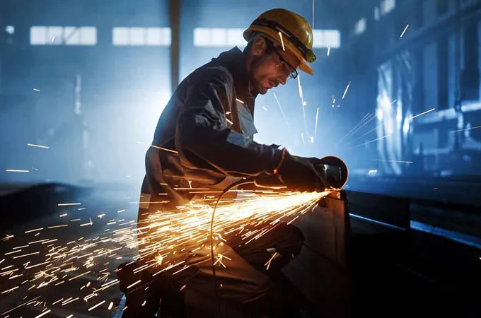 UAE industrial sector outlook bolstered by strong demand, says JLL