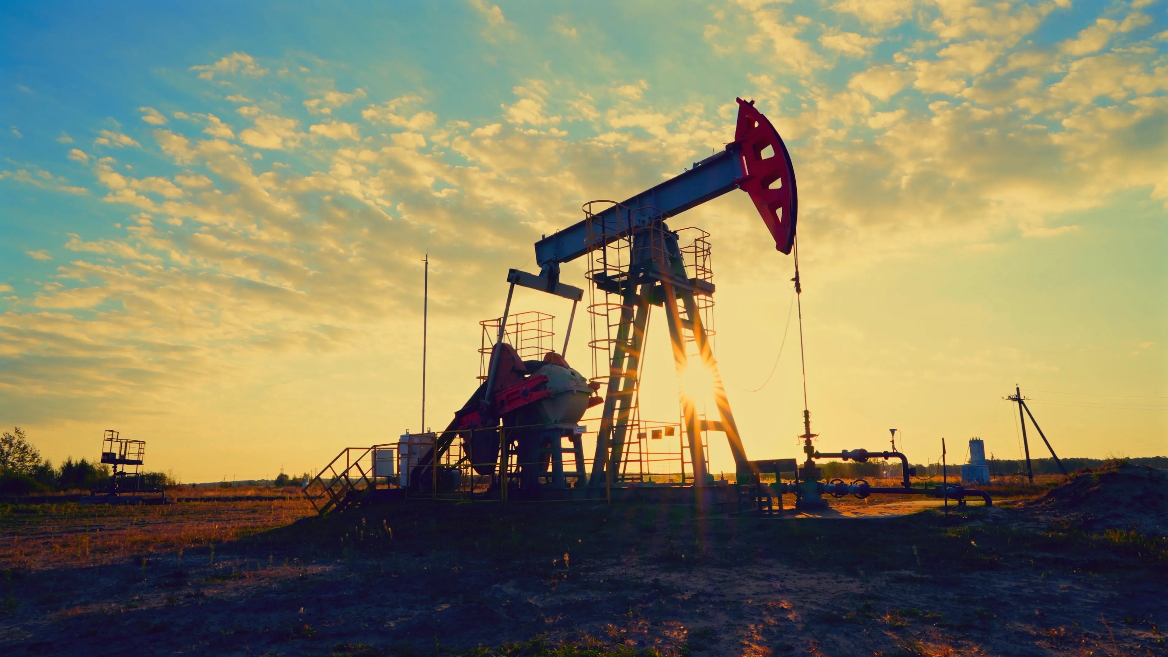 Venezuela signs oil-related deals with SLB, Hunt Oil