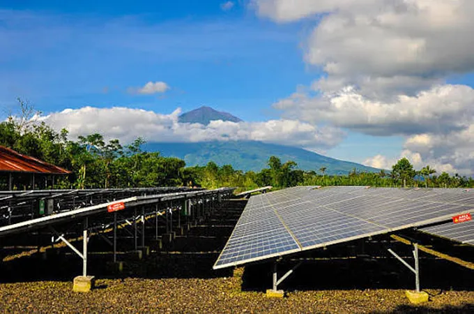Indonesia targets EU investment in renewable energy, EVs