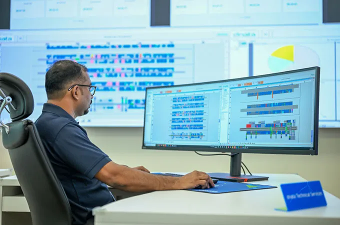 dnata enhances cargo operations with tech-driven command centre