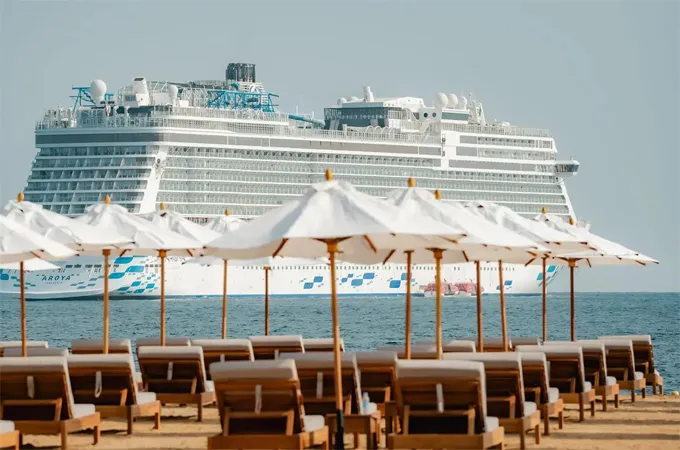 AROYA Cruises to mark Saudi National Day with special Red Sea voyage