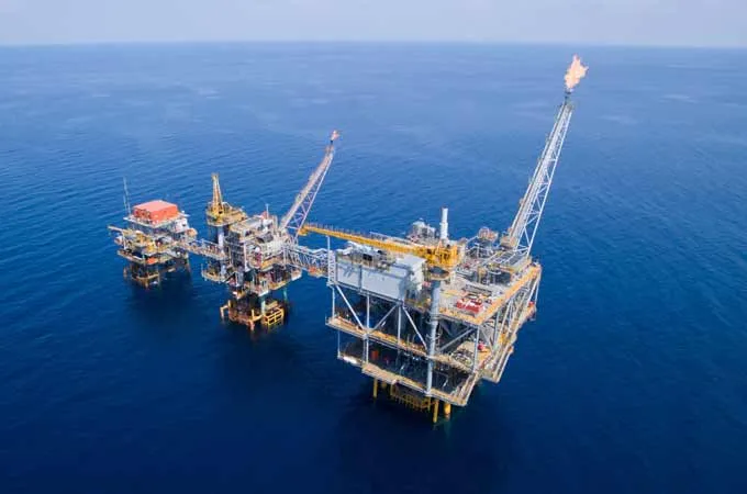 Oil holds around $108 as Saudi pipeline shutdown erodes global supply buffer