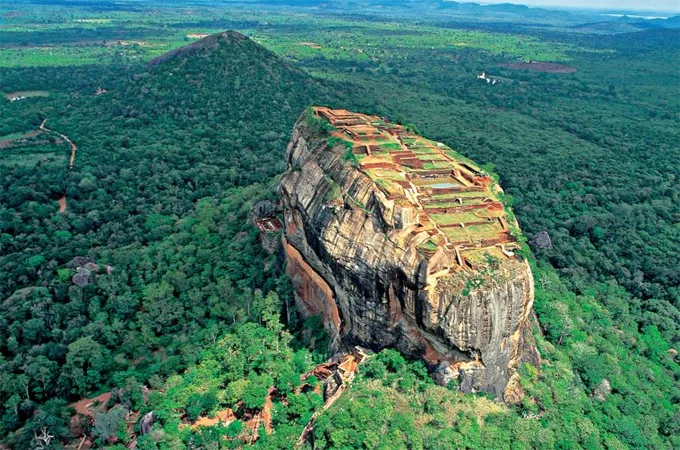 Sri Lanka targets 3m international visitors in 12 months