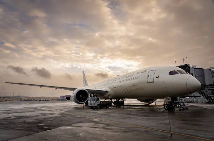 Etihad marks first non-stop Abu Dhabi–Calgary flight