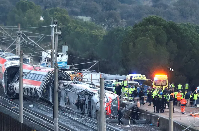 At least 64 feared dead in Spanish high-speed train crash